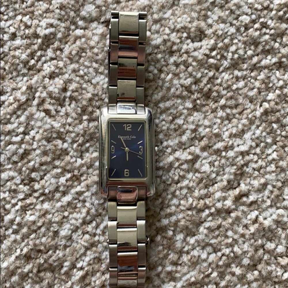Kenneth Cole Watch - Picture 2 of 3
